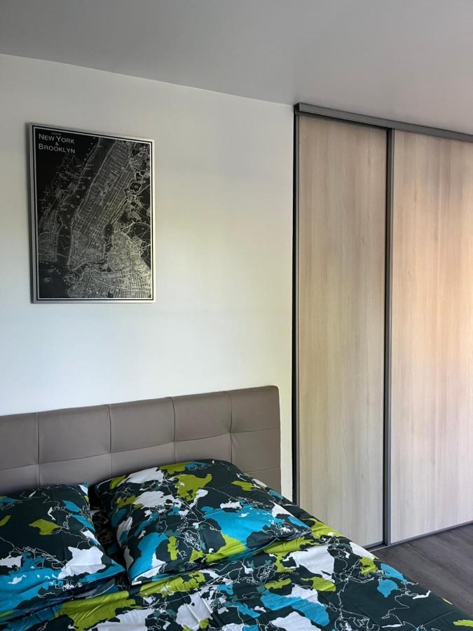 Superbe Appartement Au Bord Du Canal De St Quentin Saint-Quentin (Aisne) Exterior foto