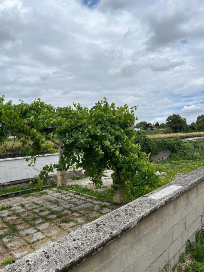 Superbe Appartement Au Bord Du Canal De St Quentin Saint-Quentin (Aisne) Exterior foto